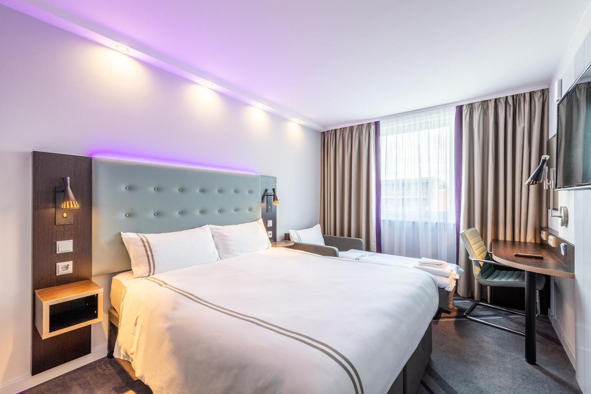 Premier Inn Hamburg City Millerntor Экстерьер фото