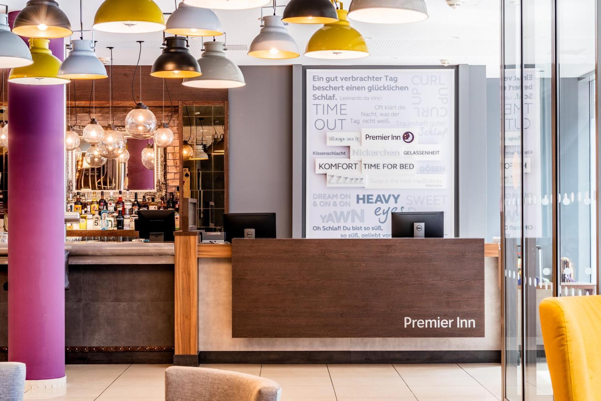 Premier Inn Hamburg City Millerntor Экстерьер фото
